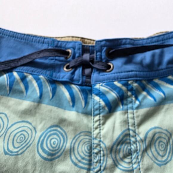 PATAGONIA Vintage Wavefarer Logo Swim Trunks Board Shorts Baggies Waist Size 33 - Picture 3 of 13